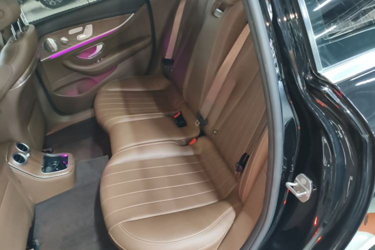 Used Mercedes-Benz E-Class 2023 Updated E 300 L Luxury Edition Left Rear Seat