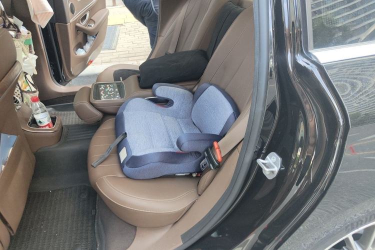 Used Mercedes-Benz E-Class 2023 Facelift E 260 L 4MATIC Left Rear Seat