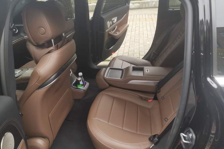 Used Mercedes-Benz E-Class 2023 Restyled E 300 L Sport Luxury Edition Left Rear Seat