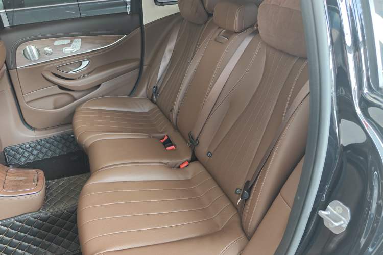 Used Mercedes-Benz E-Class 2023 Updated E 300 L Luxury Edition Left Rear Seat