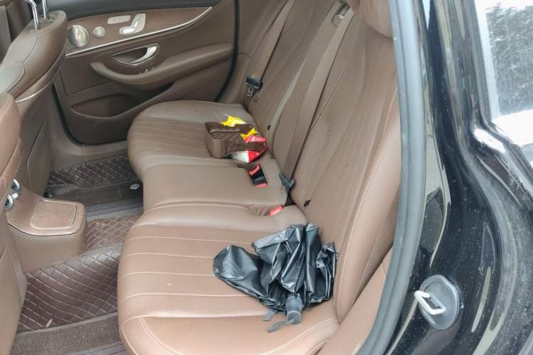 Used Mercedes-Benz E-Class 2023 Updated E 300 L Luxury Edition Left Rear Seat