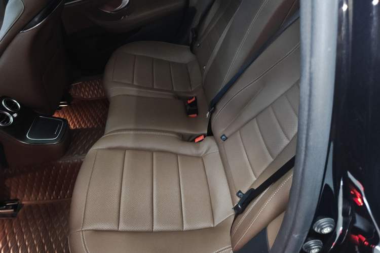 Used Mercedes-Benz E-Class 2023 E 300 L Sport Luxury Edition Left Rear Seat