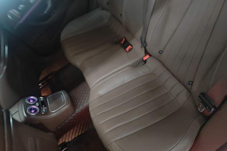 Used Mercedes-Benz E-Class 2023 Revised E 300 L Prestige Edition Left Rear Seat