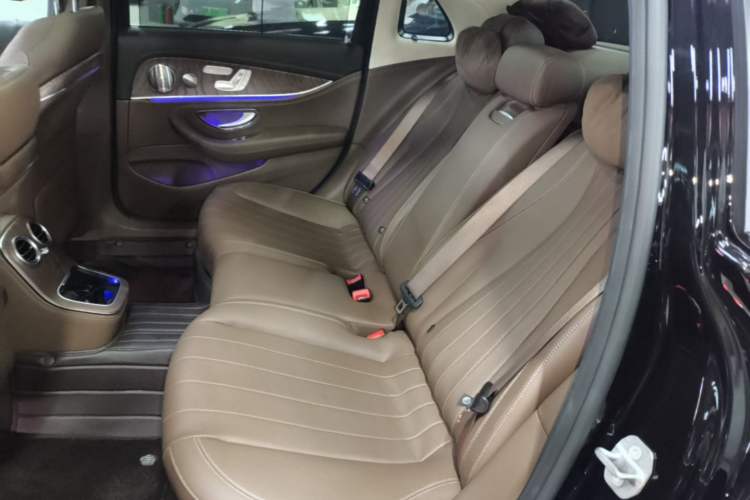 Used Mercedes-Benz E-Class 2023 Updated E 300 L Luxury Edition Left Rear Seat