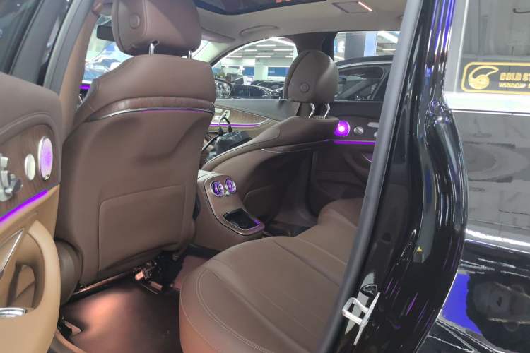 Used Mercedes-Benz E-Class 2023 Updated E 300 L Luxury Edition Left Rear Seat