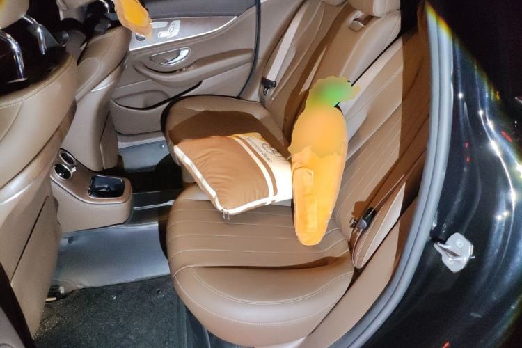 Used Mercedes-Benz E-Class 2023 Updated E 300 L Luxury Edition Left Rear Seat
