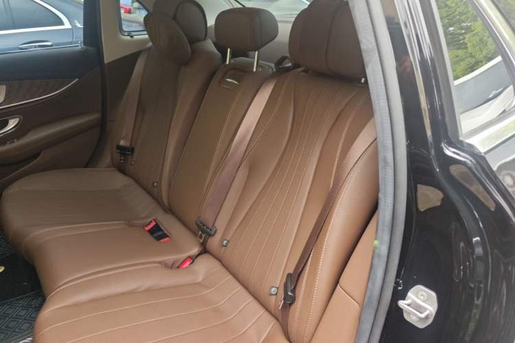 Used Mercedes-Benz E-Class 2023 Updated E 300 L Luxury Edition Left Rear Seat