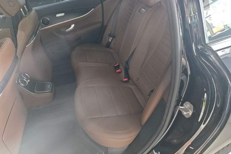 Used Mercedes-Benz E-Class 2023 Restyled E 300 L Sporty and Stylish Edition Left Rear Seat