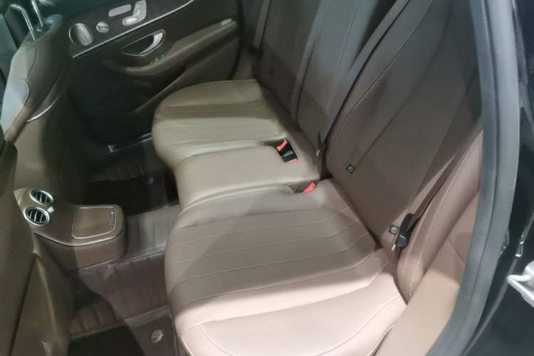Used Mercedes-Benz E-Class 2023 E 300 L Sport Luxury Edition Left Rear Seat