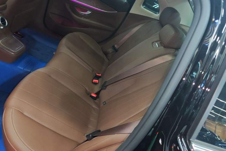 Used Mercedes-Benz E-Class 2023 Facelift E 260 L 4MATIC Left Rear Seat