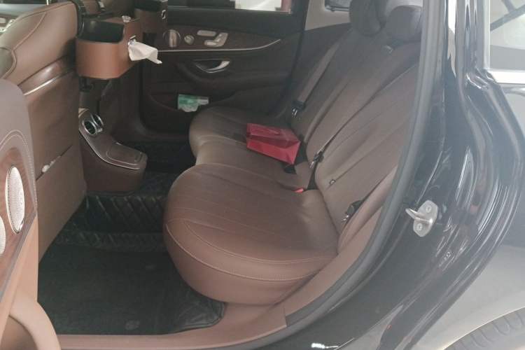 Used Mercedes-Benz E-Class 2023 Updated E 300 L Luxury Edition Left Rear Seat
