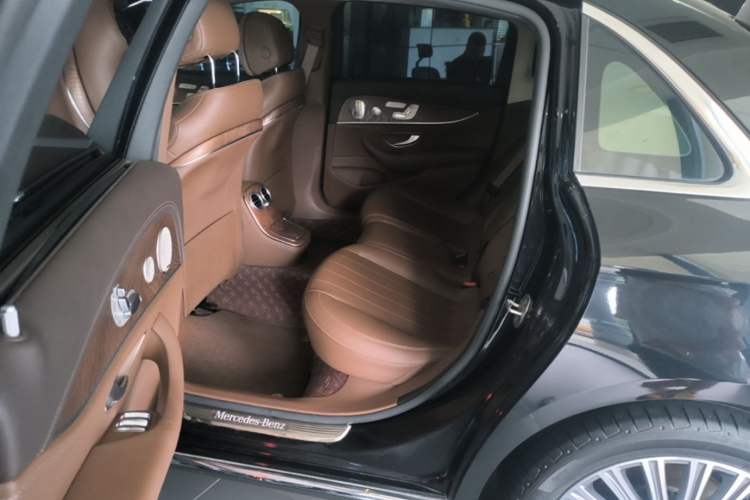 Used Mercedes-Benz E-Class 2023 E 300 L Luxury Model Left Rear Seat