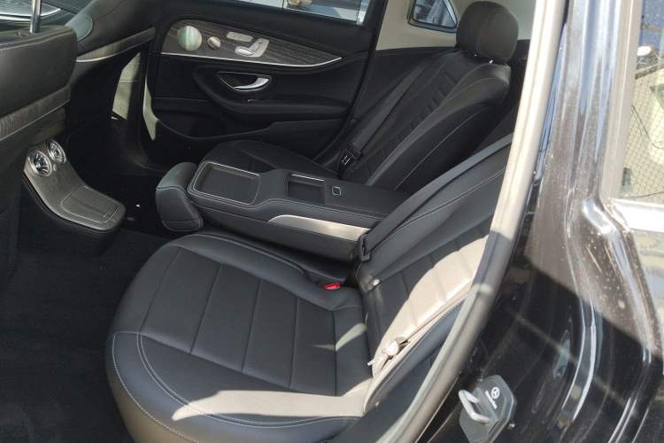 Used Mercedes-Benz E-Class 2023 Restyled E 300 L Sport Luxury Edition Left Rear Seat
