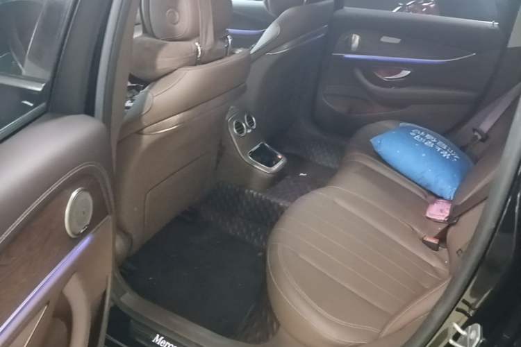 Used Mercedes-Benz E-Class 2023 E 260 L Left Rear Seat