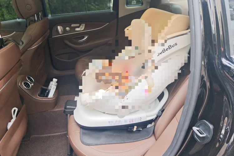 Used Mercedes-Benz E-Class 2023 Updated E 300 L Luxury Edition Left Rear Seat