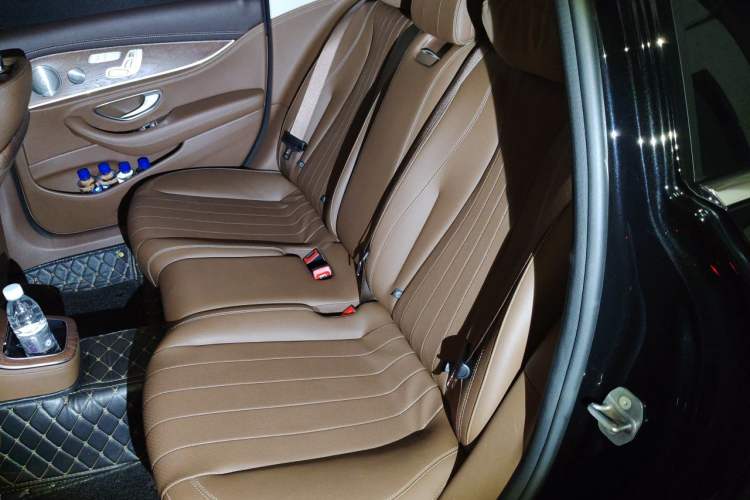 Used Mercedes-Benz E-Class 2023 Updated E 300 L Luxury Edition Left Rear Seat