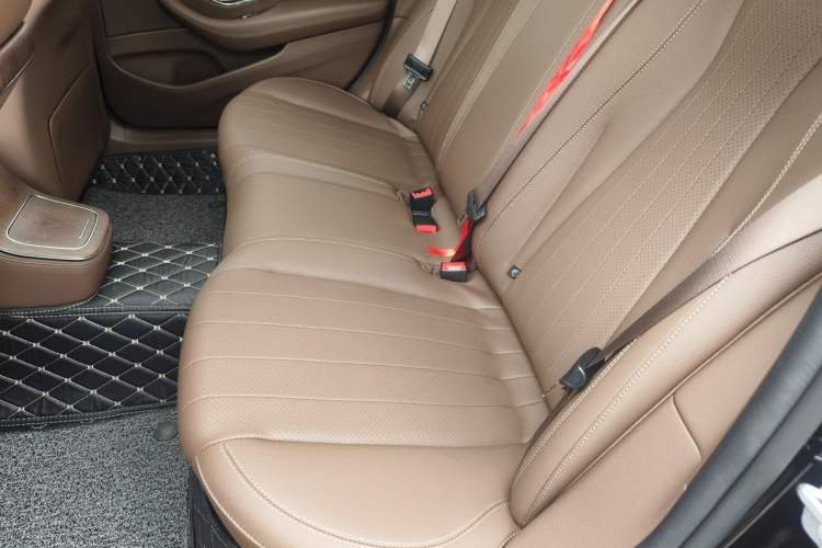Used Mercedes-Benz E-Class 2023 E 300 L Stylish Model Left Rear Seat