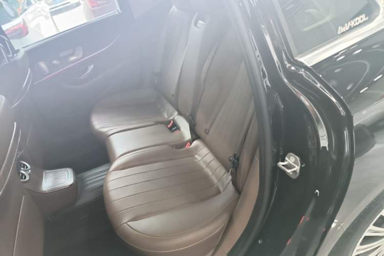 Used Mercedes-Benz E-Class 2023 Updated E 300 L Luxury Edition Left Rear Seat