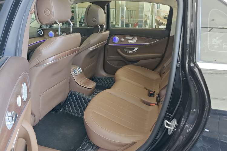 Used Mercedes-Benz E-Class 2023 E 300 L Luxury Model Left Rear Seat