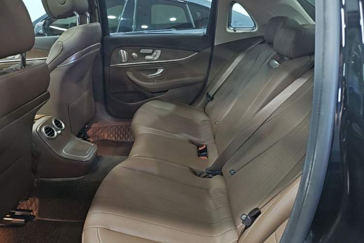 Used Mercedes-Benz E-Class 2023 E 300 L Luxury Model Left Rear Seat