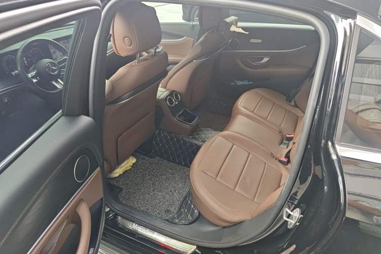 Used Mercedes-Benz E-Class 2023 E 260 L Sport Edition Left Rear Seat