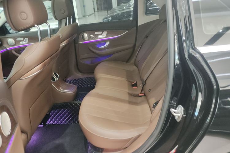 Used Mercedes-Benz E-Class 2023 Updated E 300 L Luxury Edition Left Rear Seat