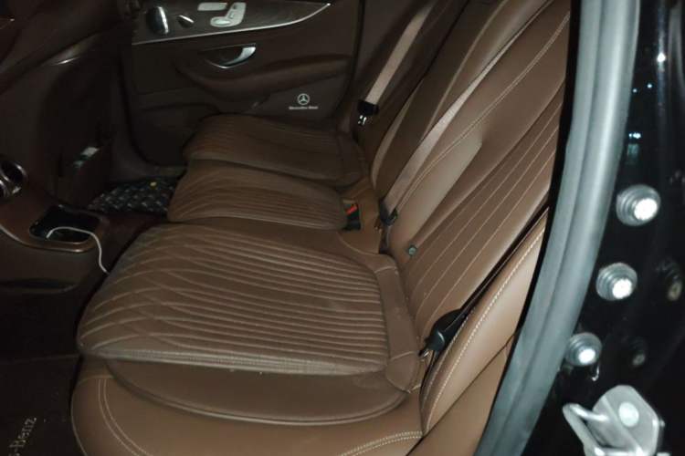 Used Mercedes-Benz E-Class 2023 Updated E 300 L Luxury Edition Left Rear Seat