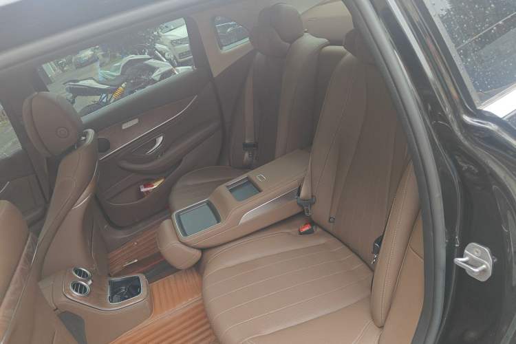 Used Mercedes-Benz E-Class 2023 Facelift E 260 L Left Rear Seat