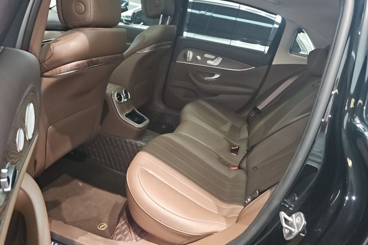 Used Mercedes-Benz E-Class 2023 Updated E 300 L Luxury Edition Left Rear Seat