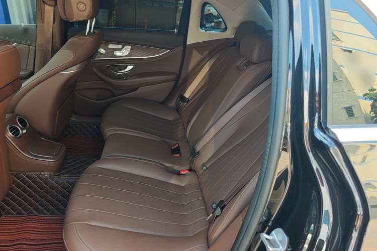 Used Mercedes-Benz E-Class 2023 Updated E 300 L Luxury Edition Left Rear Seat