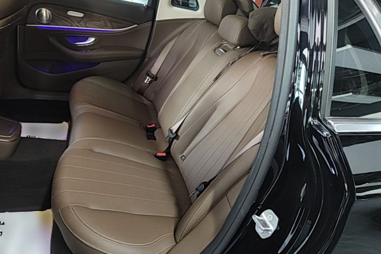 Used Mercedes-Benz E-Class 2023 Updated E 300 L Fashion Edition Left Rear Seat