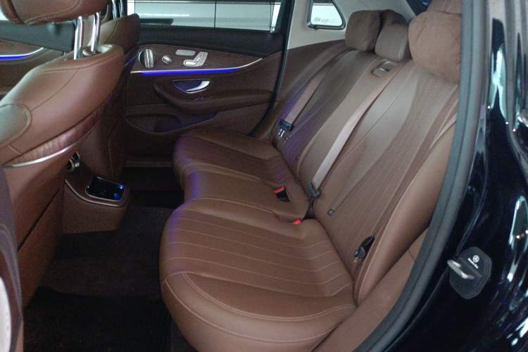 Used Mercedes-Benz E-Class 2023 Updated E 300 L Luxury Edition Left Rear Seat
