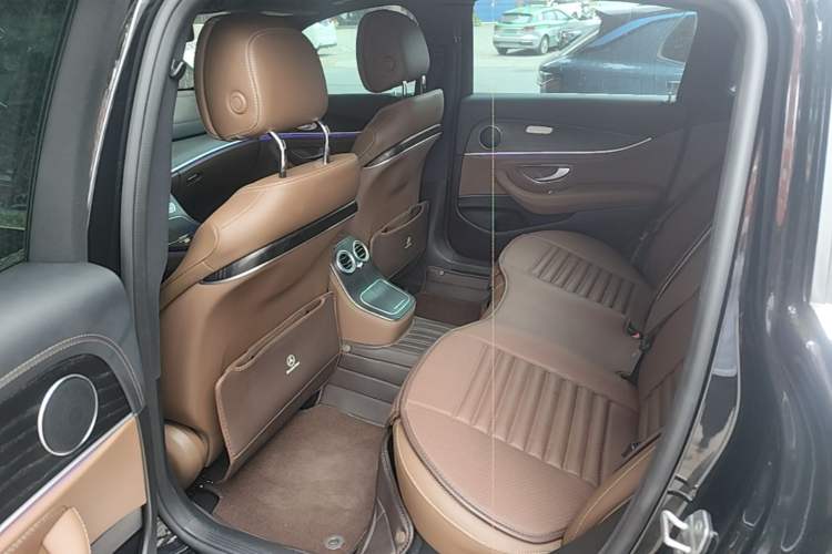 Used Mercedes-Benz E-Class 2023 Restyled E 300 L Sporty and Stylish Edition Left Rear Seat
