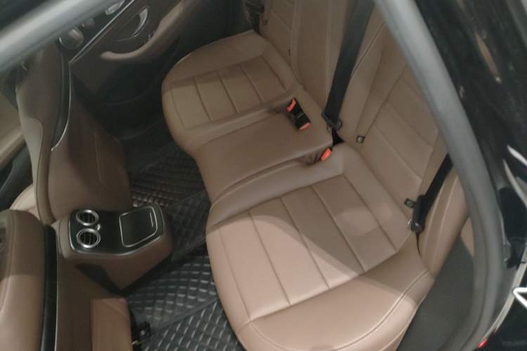 Used Mercedes-Benz E-Class 2023 Restyled E 300 L Sport Luxury Edition Left Rear Seat