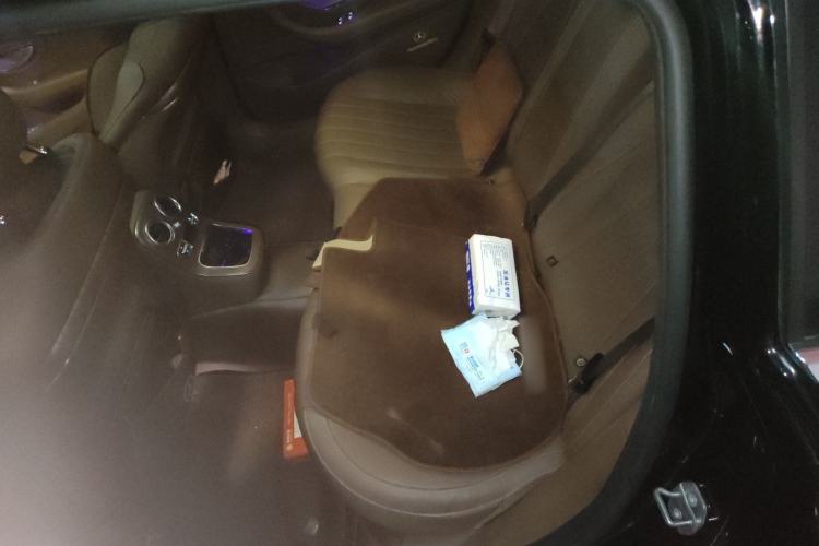 Used Mercedes-Benz E-Class 2023 E 300 L Prestige Edition Left Rear Seat