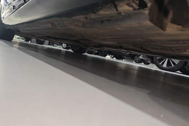 Used Mercedes-Benz E-Class 2023 Facelift E 260 L Left Side Sill