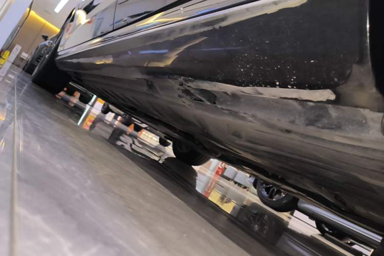 Used Mercedes-Benz E-Class 2023 Restyled E 260 L Sport Edition Left Side Sill