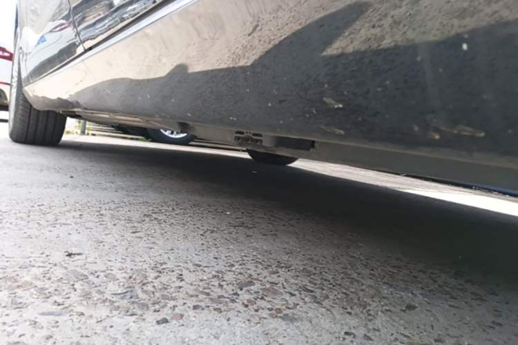 Used Mercedes-Benz E-Class 2023 Updated E 300 L Fashion Edition Left Side Sill