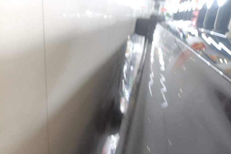Used Mercedes-Benz E-Class 2023 E 300 L Stylish Model Left Side Sill