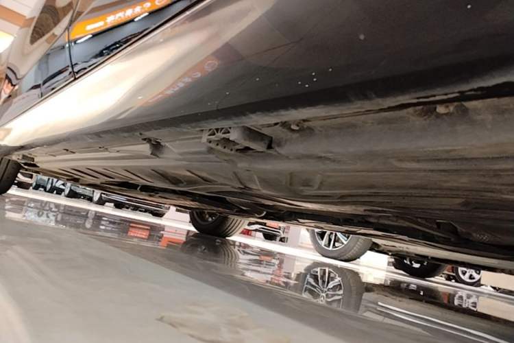 Used Mercedes-Benz E-Class 2023 E 260 L Left Side Sill