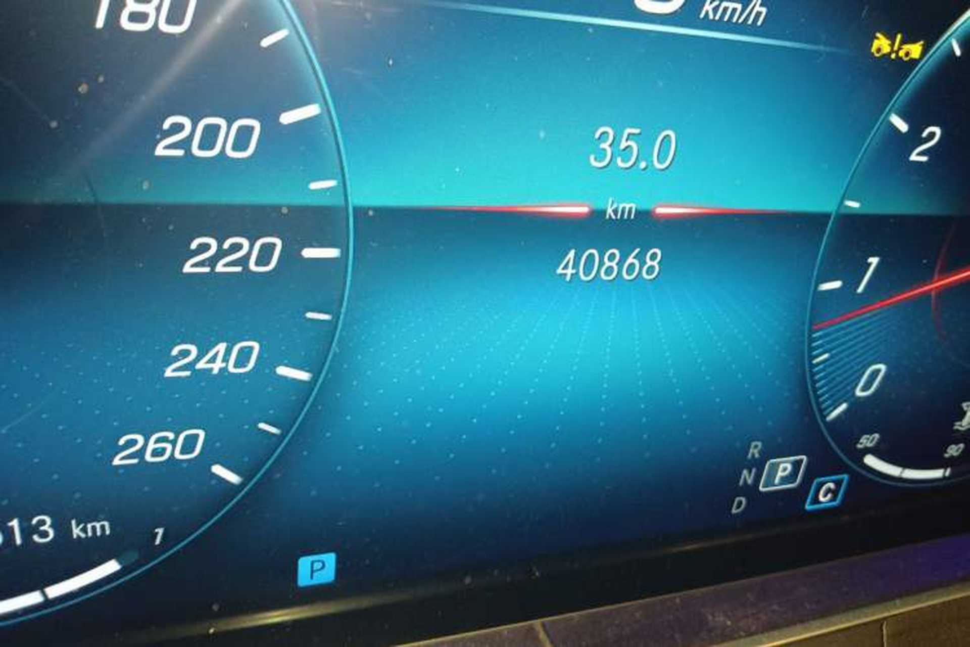 Used Mercedes-Benz E-Class 2023 E 260 L Odometer Close Up
