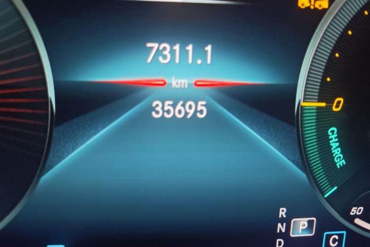 Used Mercedes-Benz E-Class 2023 E 300 L Luxury Model Odometer Close Up