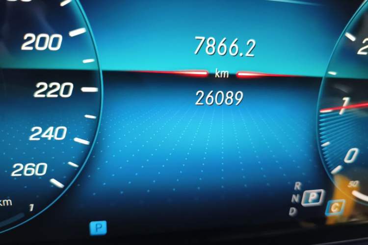 Used Mercedes-Benz E-Class 2023 Updated E 300 L Luxury Edition Odometer Close Up