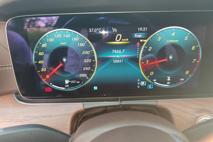 Used Mercedes-Benz E-Class 2023 Updated E 300 L Luxury Edition Odometer Close Up