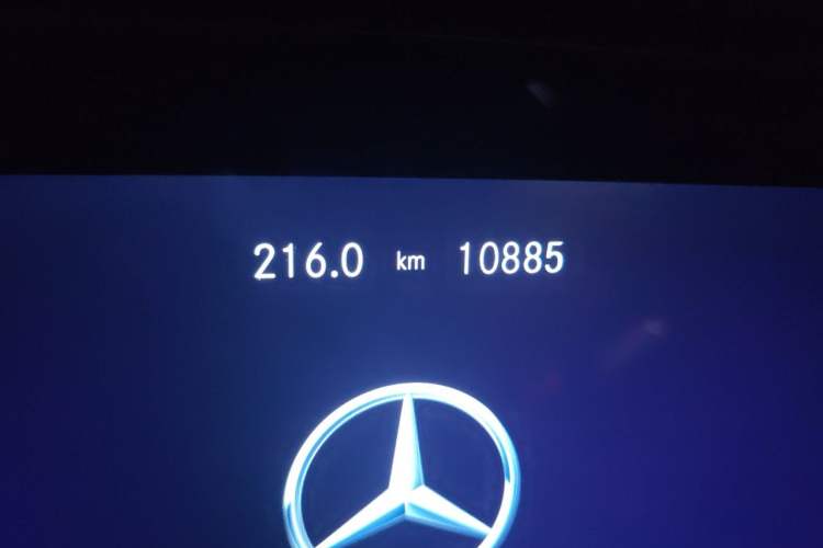 Used Mercedes-Benz E-Class 2023 E 300 L Luxury Model Odometer Close Up
