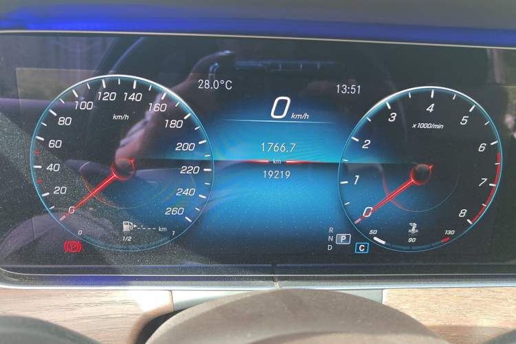 Used Mercedes-Benz E-Class 2023 Facelift E 260 L Odometer Close Up