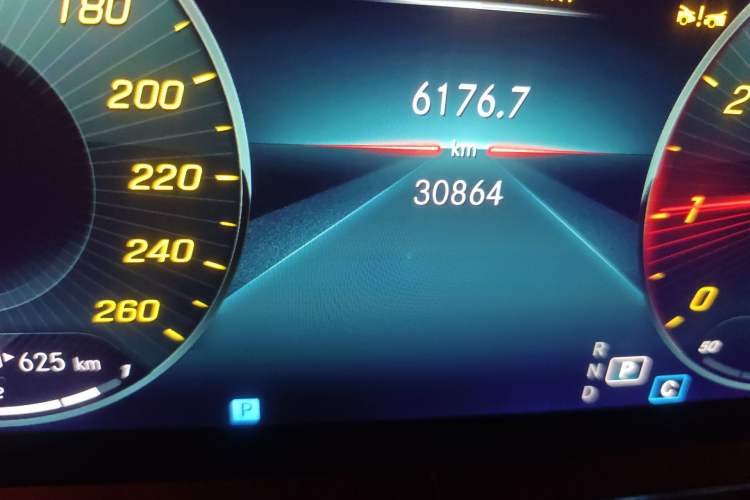 Used Mercedes-Benz E-Class 2023 E 300 L Luxury Model Odometer Close Up