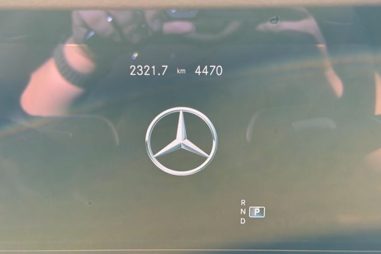 Used Mercedes-Benz E-Class 2023 E 300 L Luxury Model Odometer Close Up