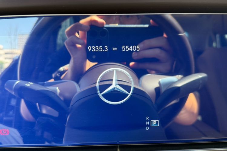 Used Mercedes-Benz E-Class 2023 E 300 L Stylish Model Odometer Close Up