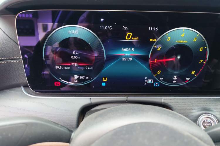 Used Mercedes-Benz E-Class 2023 Restyled E 300 L Sport Luxury Edition Odometer Close Up